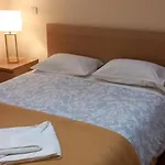 House 3* Авейру
