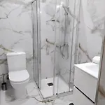 House Авейру