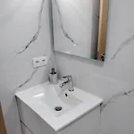 House 3* Авейру