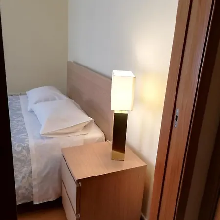 Pensión House *